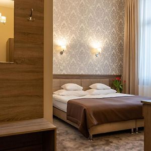 Kamer met een Queen Size Bed